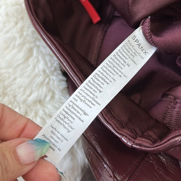 Spanx Faux Patent Leather Leggings Burgundy - Picture 12 of 13